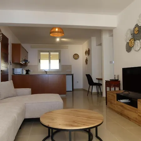 Stylish With Sea Views Beautiful Village